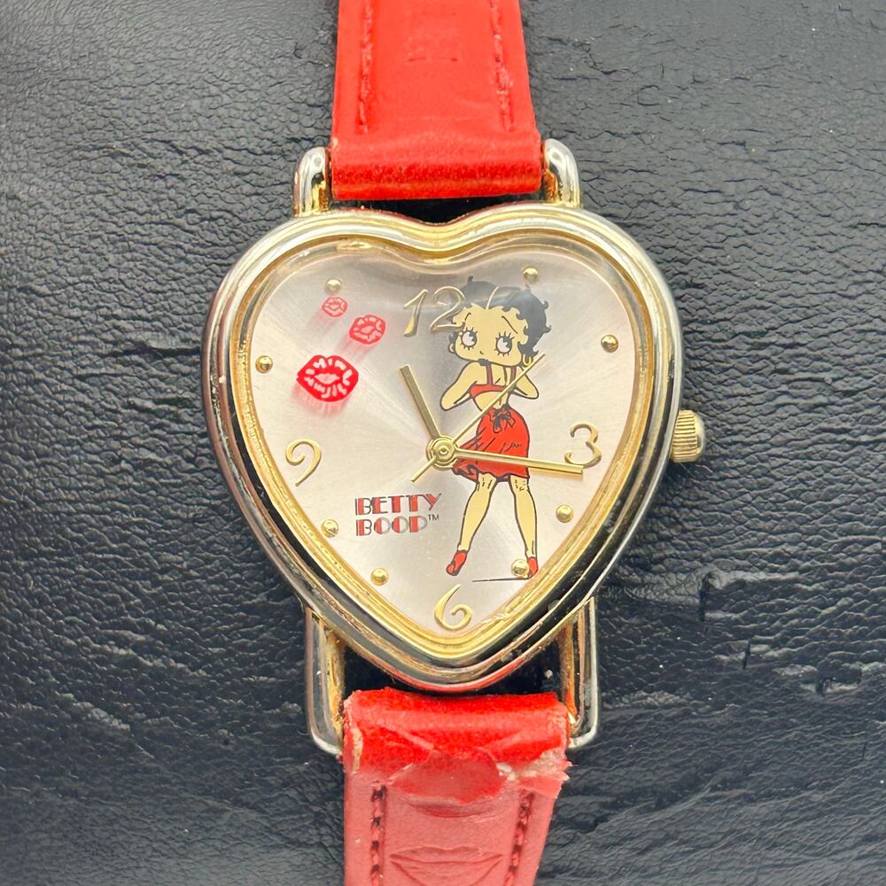 Betty Boop Heart Dial Red Leather Women’s Watch Working New Battery